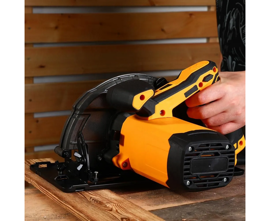  Пила циркулярная Deko CS2500-D (083-1102) 