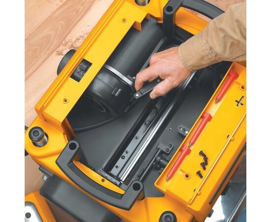  Рейсмусовый станок Dewalt DW735 (DW735-A9) 1800 Вт, 10000 об/мин 